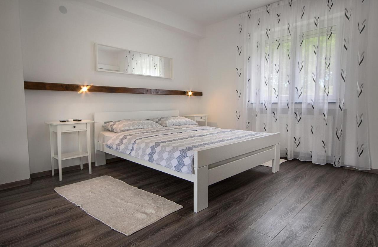 Studio Apartments Kaya Catrnja Ngoại thất bức ảnh